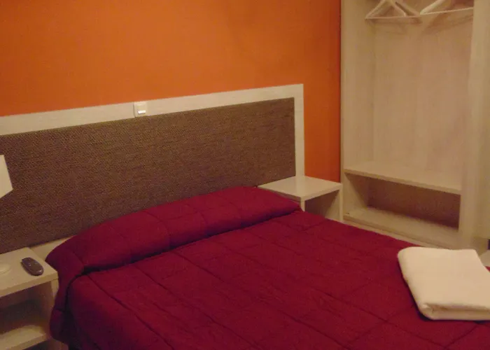 게스트하우스 El Pinar 2*